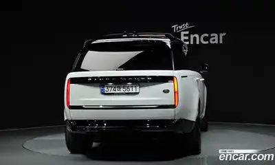 Land Rover Range-Rover 2023 4.4 гидро в Москве № 1349385, миниатюра 4