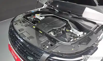 Land Rover Range-Rover 2023 4.4 гидро в Москве № 1349385, миниатюра 6