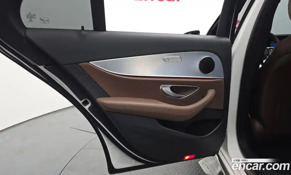 Mercedes-Benz E-Class 2019 2.0 гидро в Москве № 1403722, фото 15