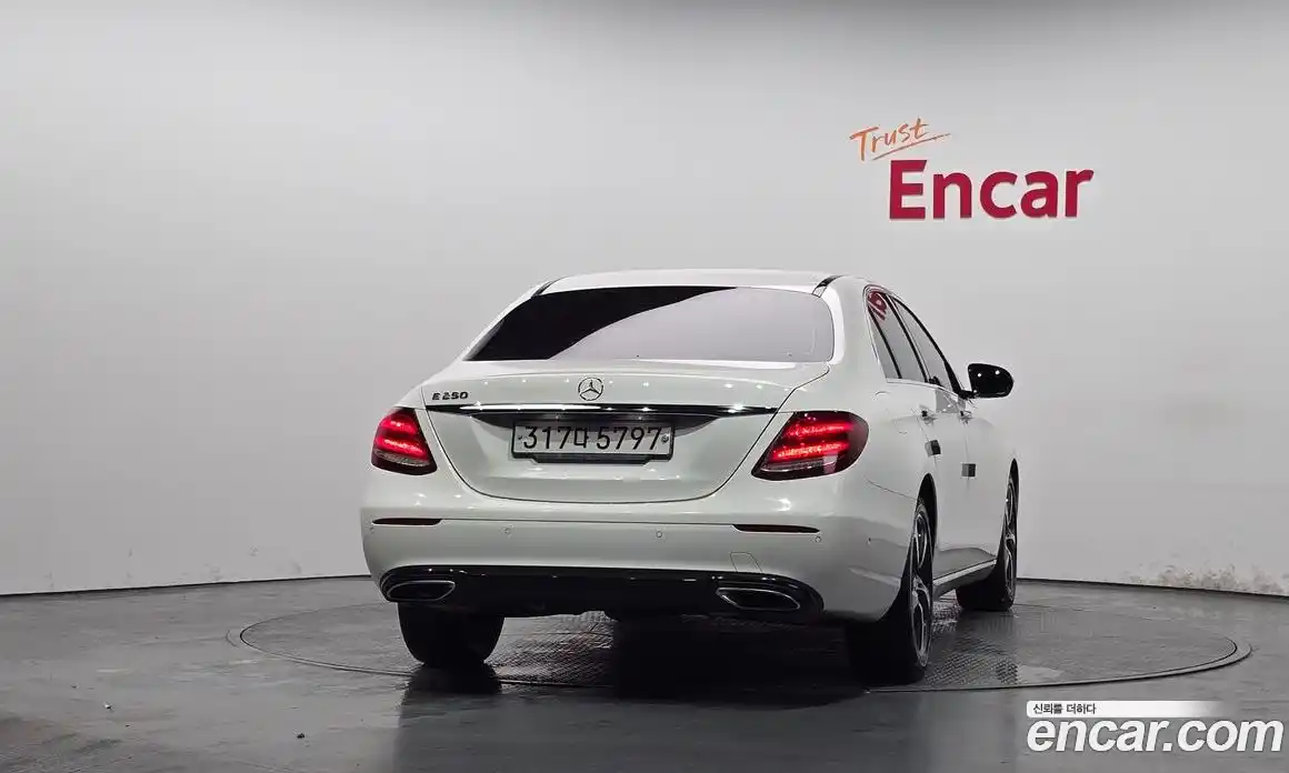 Mercedes-Benz E-Class 2019 2.0 гидро в Москве № 1403722, фото 4