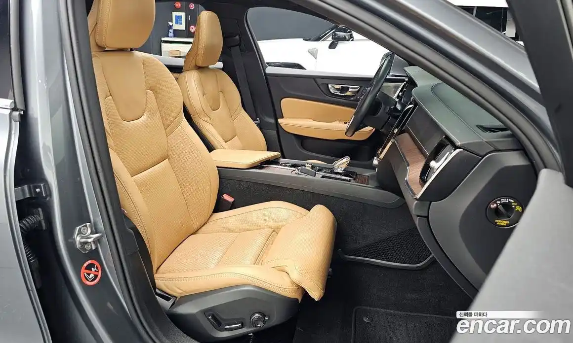 Volvo S60 2020 2.0 гидро в Москве № 1404655, фото 16