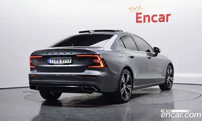 Volvo S60 2020 2.0 гидро в Москве № 1404655, миниатюра 2