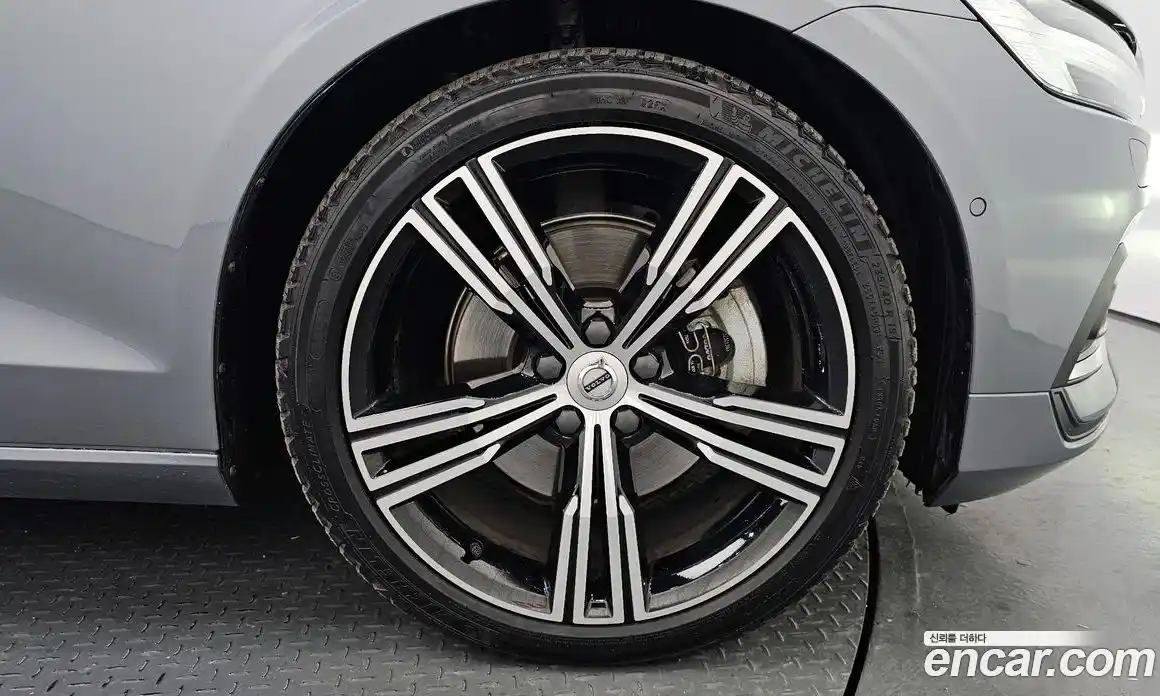 Volvo S60 2020 2.0 гидро в Москве № 1404655, фото 7