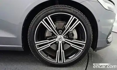 Volvo S60 2020 2.0 гидро в Москве № 1404655, миниатюра 7