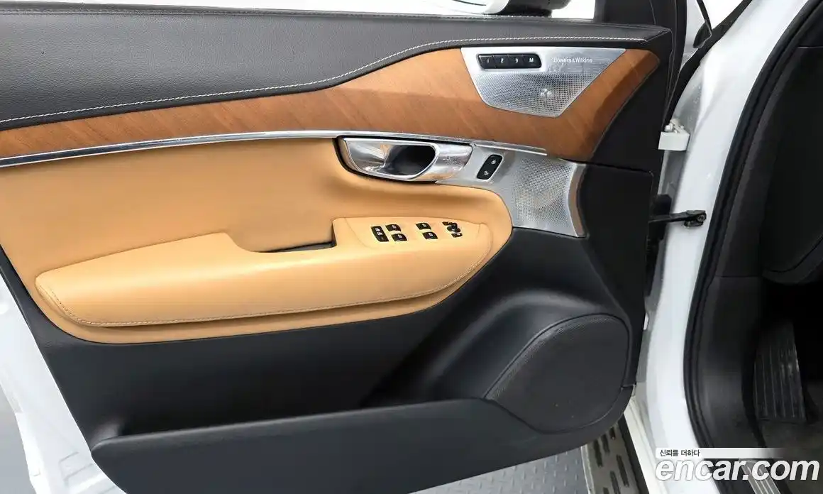 Volvo XC90 2017 2.0 гидро в Москве № 1404686, фото 14