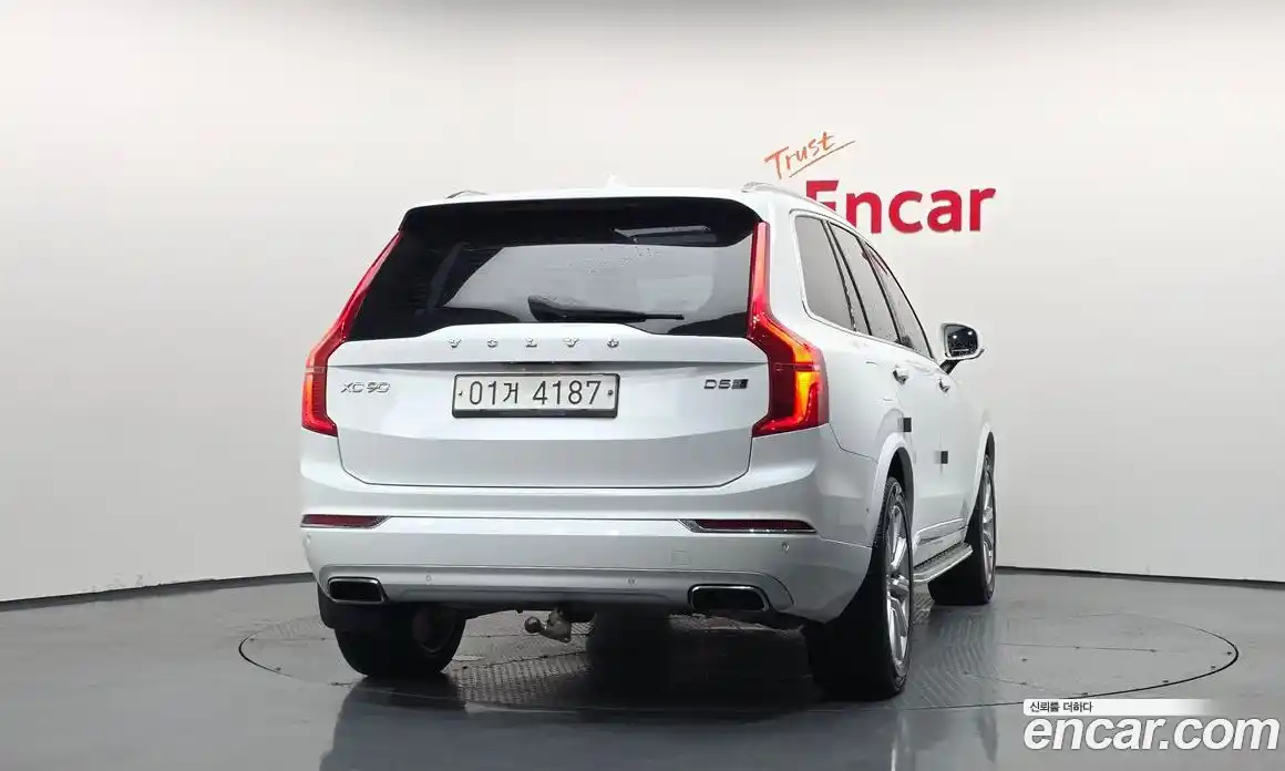 Volvo XC90 2017 2.0 гидро в Москве № 1404686, фото 4