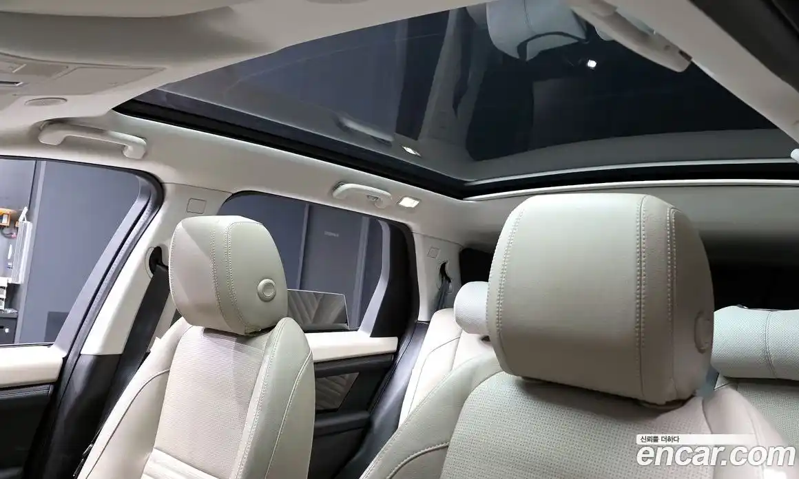 Land Rover Discovery Sport 2022 2.0 гидро в Москве № 1405110, фото 25