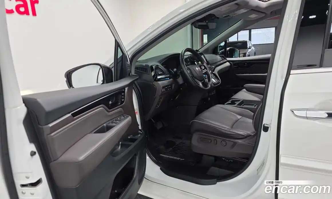 Honda Odyssey 2021 3.5 гидро в Москве № 1406047, фото 13