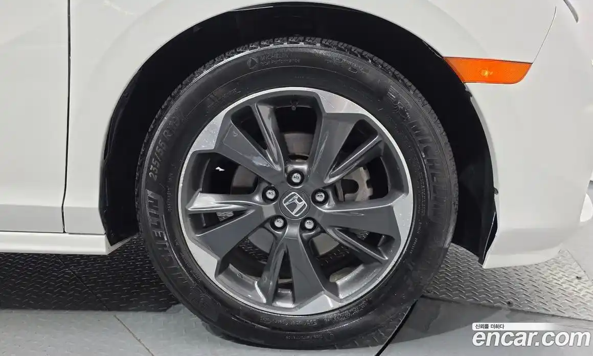Honda Odyssey 2021 3.5 гидро в Москве № 1406047, фото 7