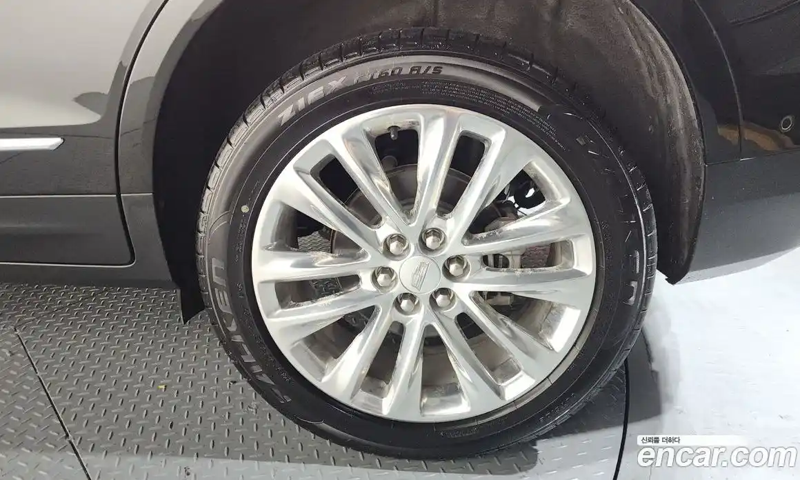 Cadillac XT5 2018 3.6 гидро в Москве № 1406530, фото 7