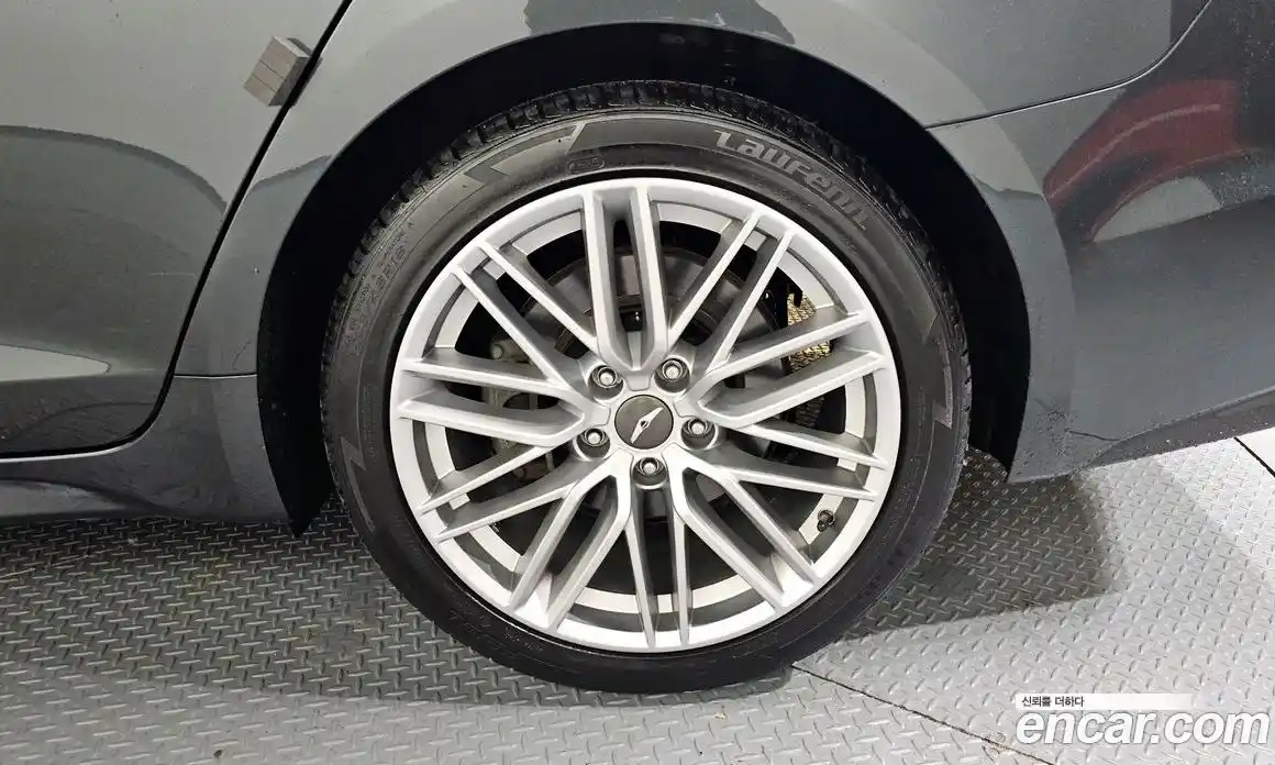 Genesis G70 2019 2.0 гидро в Москве, фото 7