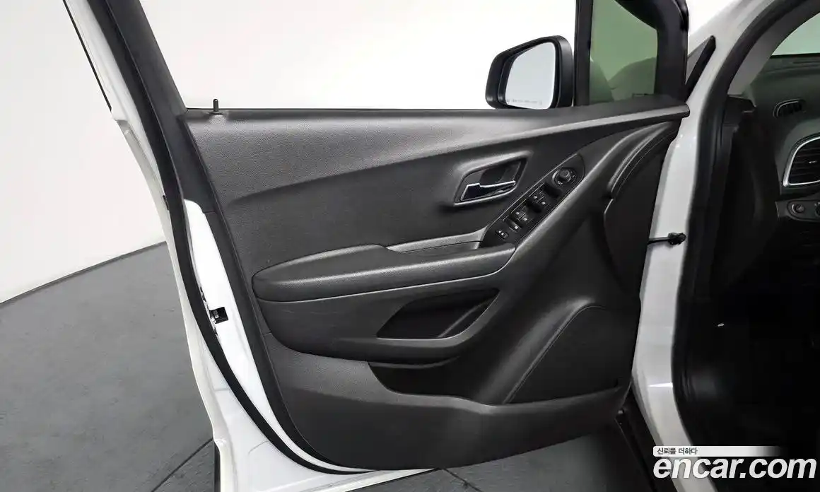 Chevrolet Trax 2021 1.6 гидро в Москве № 1420326, фото 13