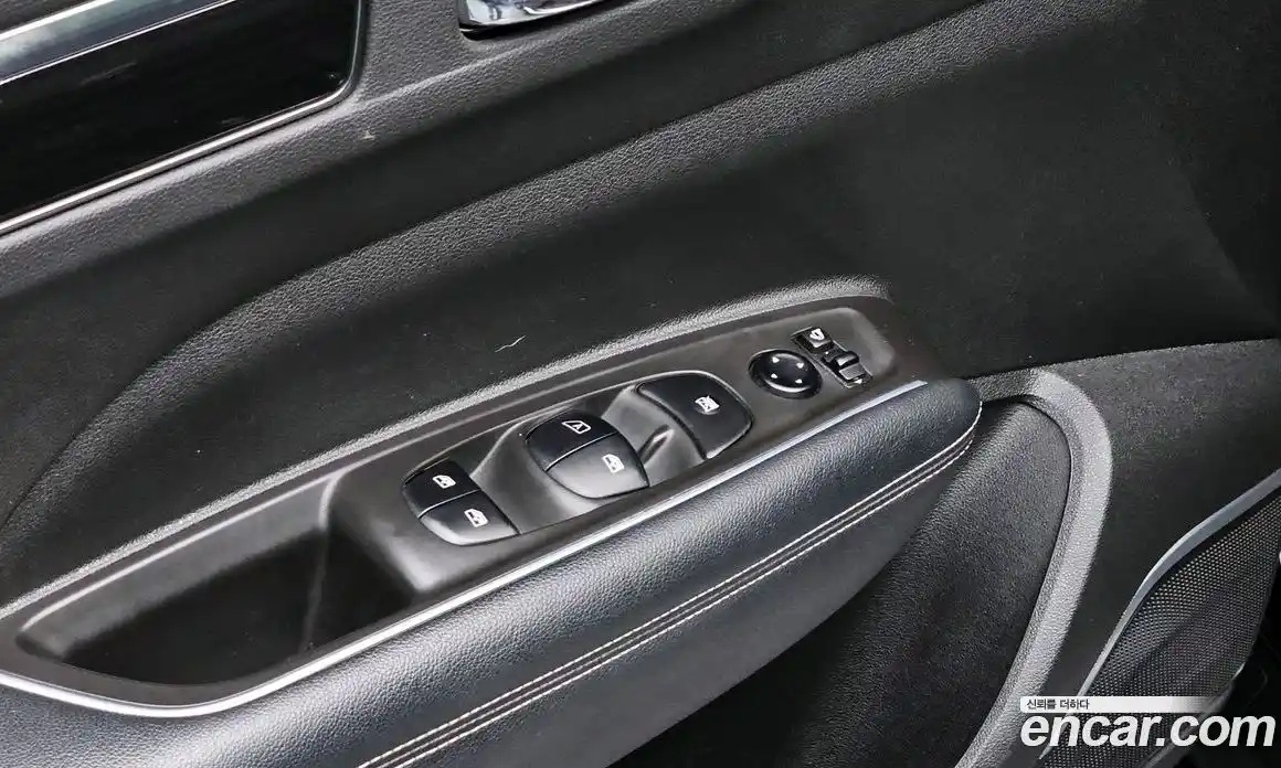 Renault QM6 2016 2.0 гидро в Москве № 1421041, фото 29