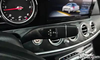 Mercedes-Benz E-Class 2018 1.9 гидро в Москве № 1422156, миниатюра 11