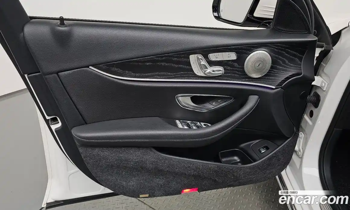 Mercedes-Benz E-Class 2018 1.9 гидро в Москве № 1422156, фото 13