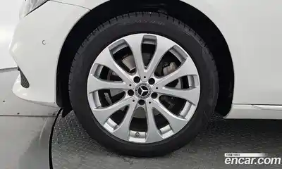 Mercedes-Benz E-Class 2018 1.9 гидро в Москве № 1422156, миниатюра 4
