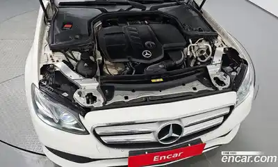 Mercedes-Benz E-Class 2018 1.9 гидро в Москве № 1422156, миниатюра 5