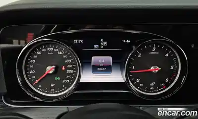 Mercedes-Benz E-Class 2018 1.9 гидро в Москве № 1422156, миниатюра 10