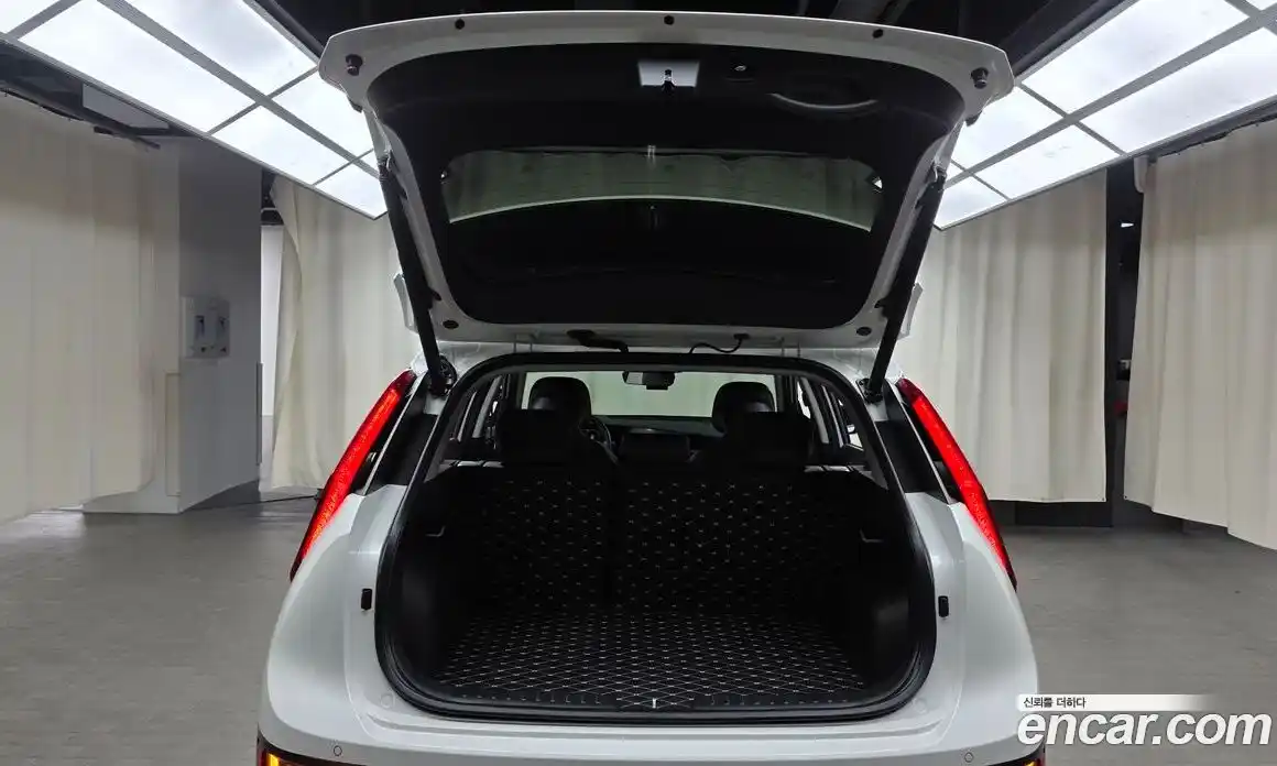 Kia Niro 2022 1.6 гидро в Москве № 1538660, фото 26