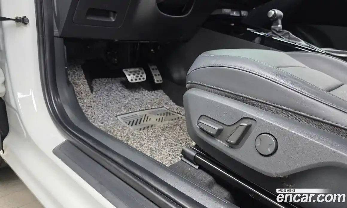 Kia Niro 2022 1.6 гидро в Москве № 1538660, фото 29