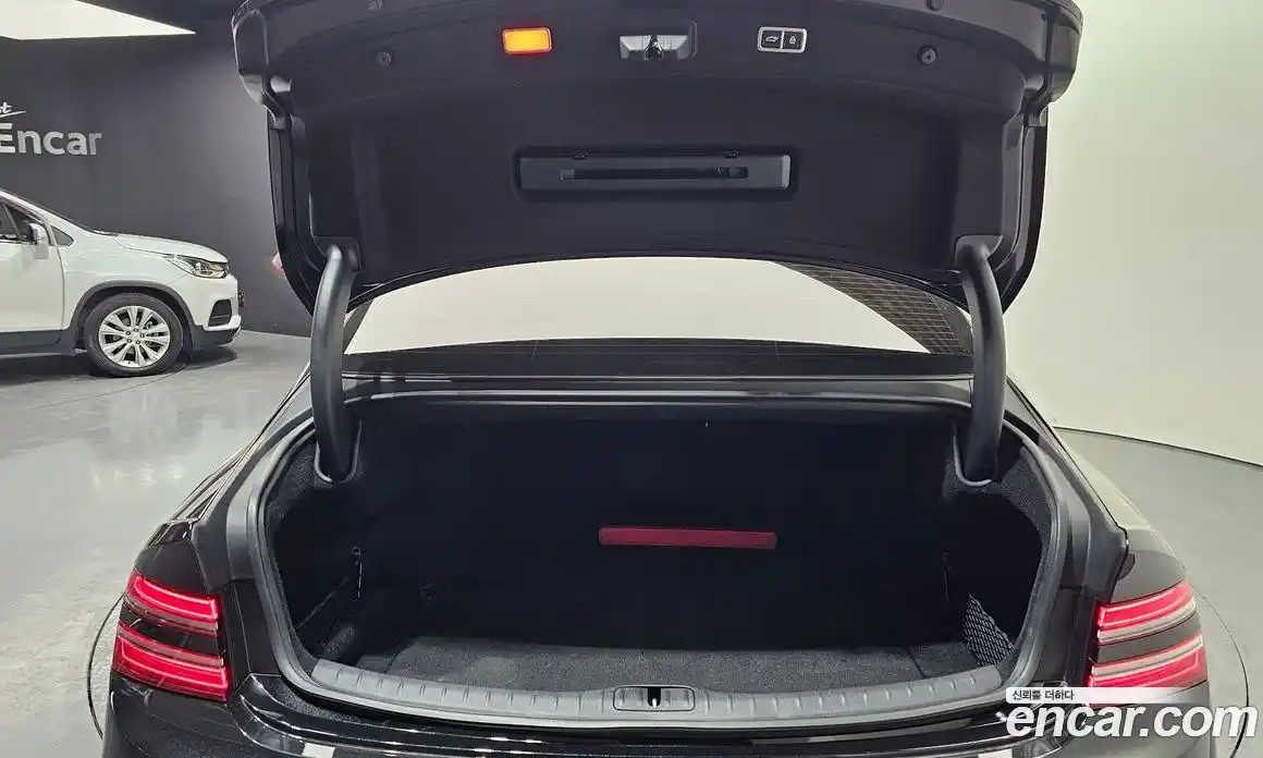 Genesis G80 2024 3.5 гидро в Москве, фото 25