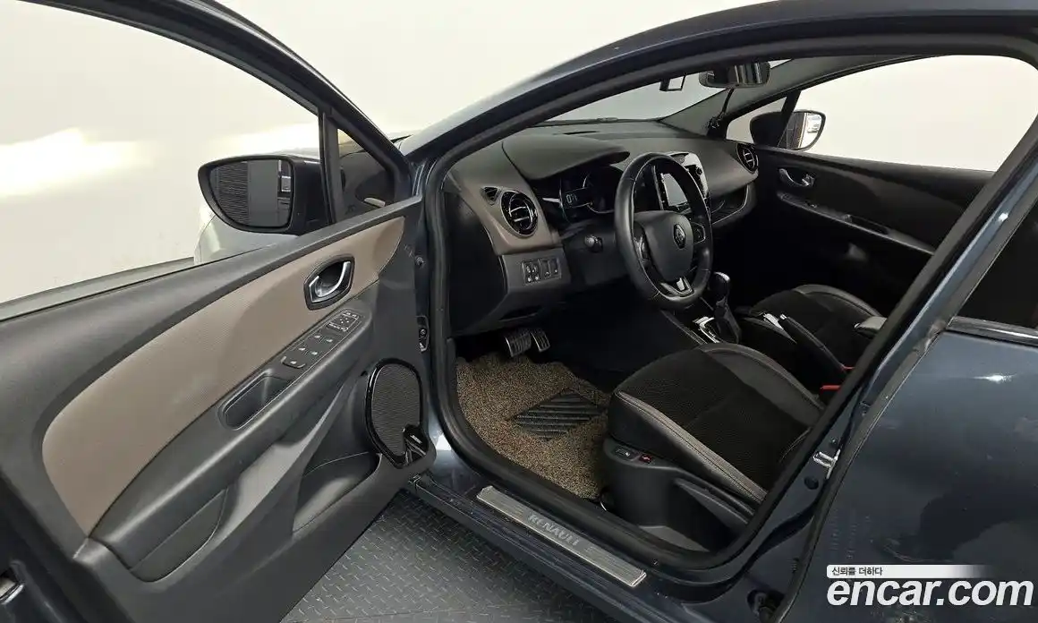 Renault Cilo 2018 1.5 гидро в Москве № 1542934, фото 10