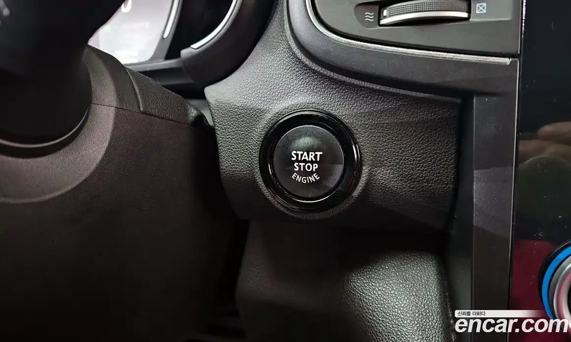 Renault QM6 2017 2.0 гидро в Москве № 1543071, фото 30