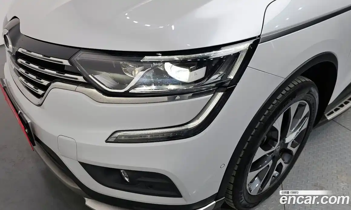 Renault QM6 2017 2.0 гидро в Москве № 1543071, фото 8