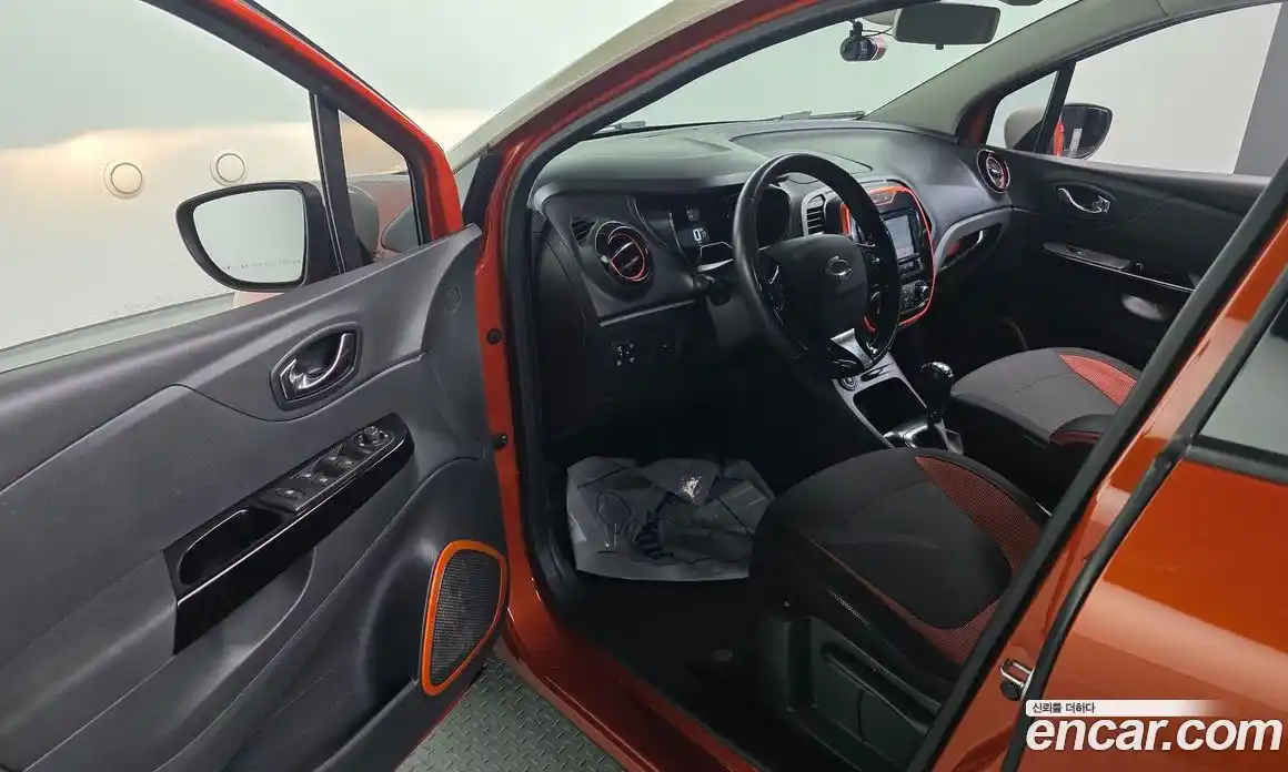 Renault QM3 2014 1.5 гидро в Москве № 1543443, фото 17