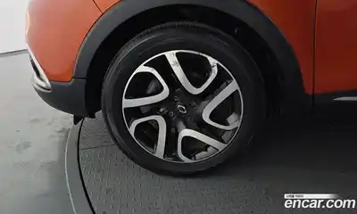 Renault QM3 2014 1.5 гидро в Москве № 1543443, миниатюра 5