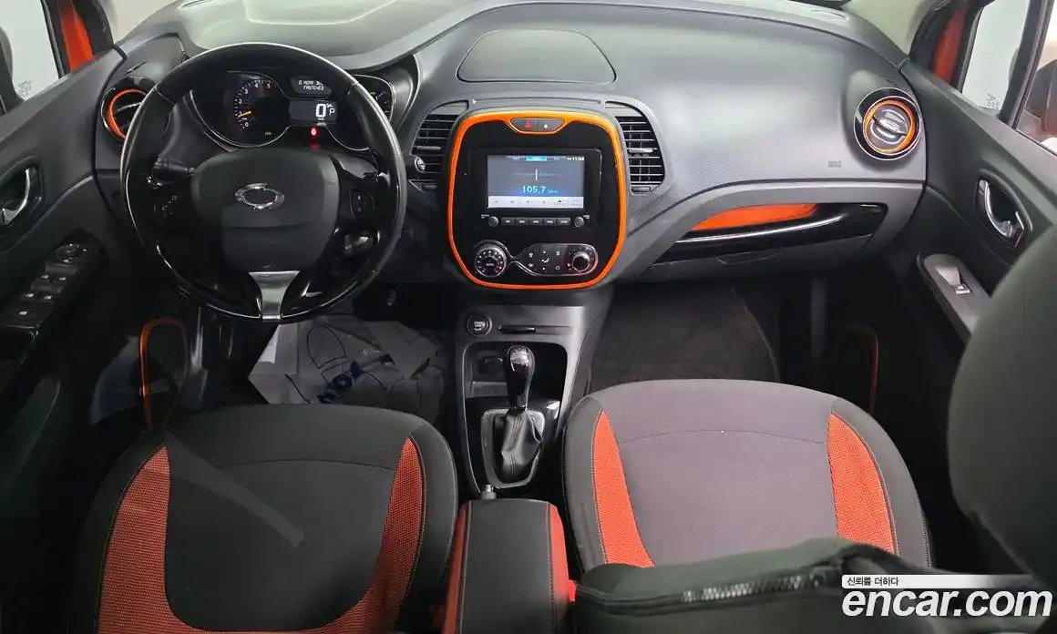 Renault QM3 2014 1.5 гидро в Москве № 1543443, фото 10