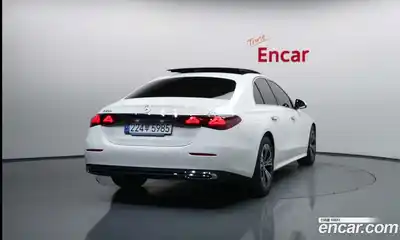 Mercedes-Benz E-Class 2024 2.0 гидро в Москве № 1544751, миниатюра 4