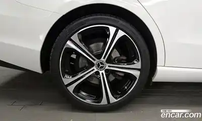 Mercedes-Benz C-Class 2023 2.0 гидро в Москве № 1545463, миниатюра 5