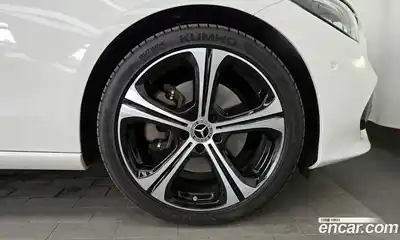 Mercedes-Benz C-Class 2023 2.0 гидро в Москве № 1545463, миниатюра 7