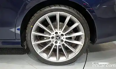 Mercedes-Benz E-Class 2020 2.0 гидро в Москве № 1545537, миниатюра 7
