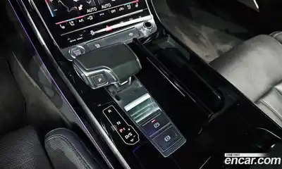 Audi A8 2020 3.0 гидро в Москве № 1546221, миниатюра 12