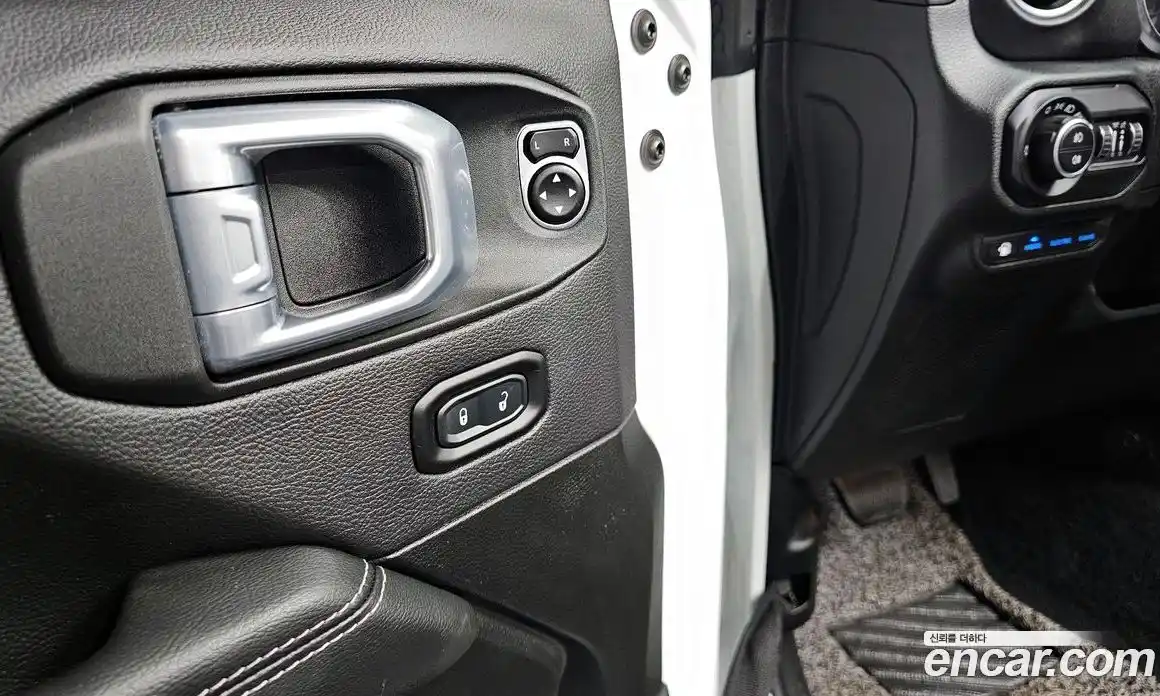 Jeep Wrangler 2021 2.0 гидро в Москве № 1549628, фото 19
