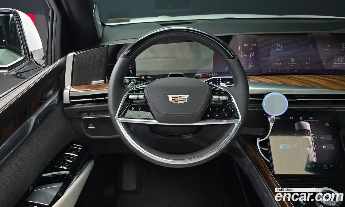 Cadillac Escalade 2025 6.2 гидро в Москве № 1551333, фото 19