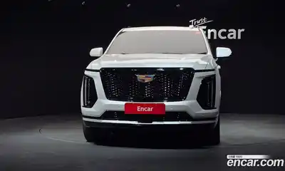 Cadillac Escalade 2025 6.2 гидро в Москве № 1551333, миниатюра 3