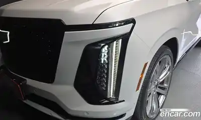 Cadillac Escalade 2025 6.2 гидро в Москве № 1551333, миниатюра 8