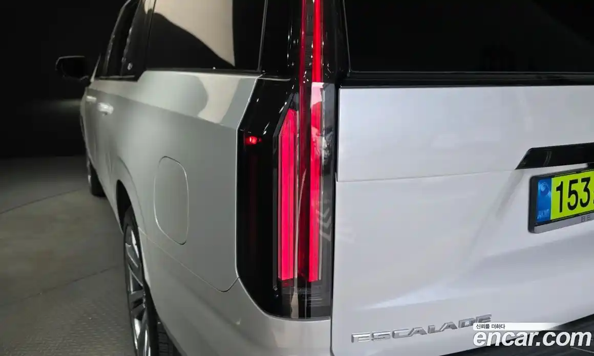 Cadillac Escalade 2025 6.2 гидро в Москве № 1551333, фото 9