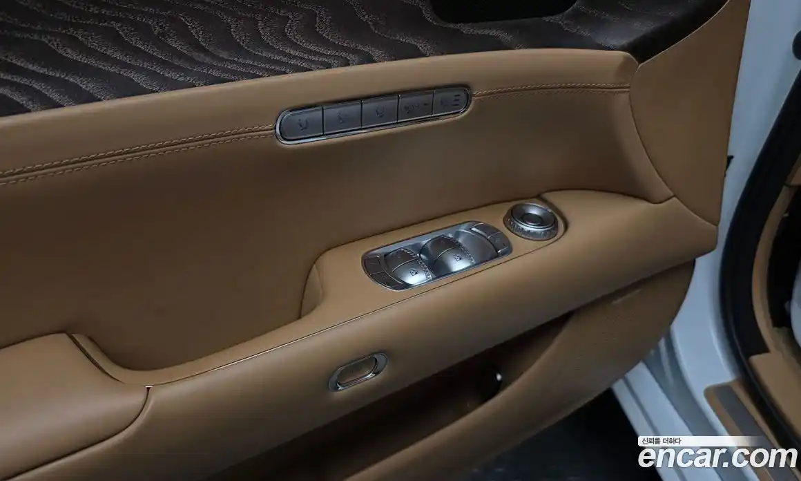 Genesis G90 2022 3.5 гидро в Москве, фото 29