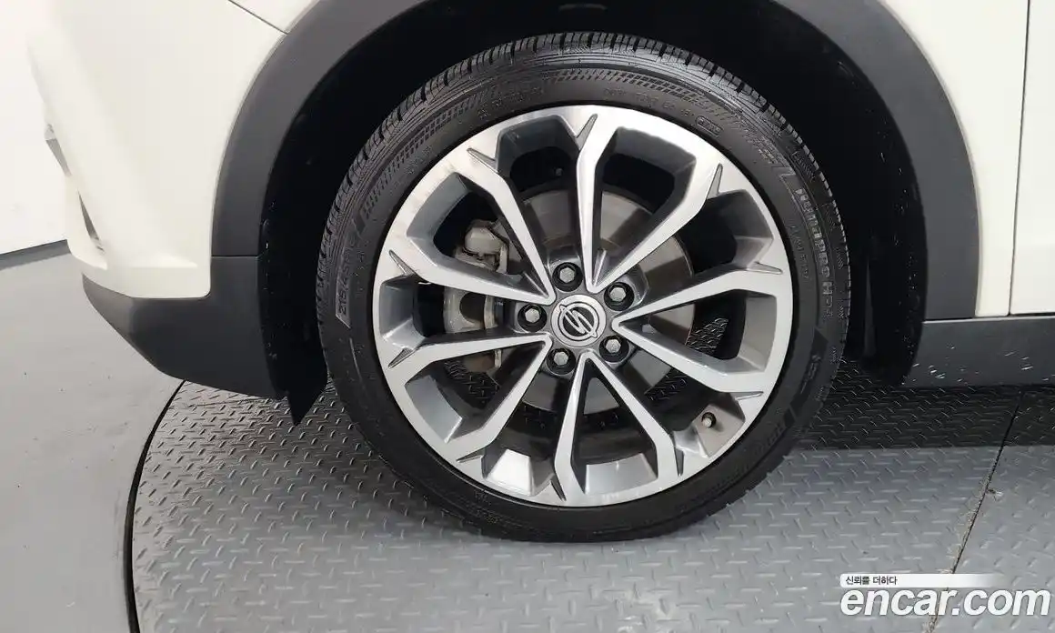 SsangYong TIBOLI 2018 1.6 гидро в Москве № 1612582, фото 5