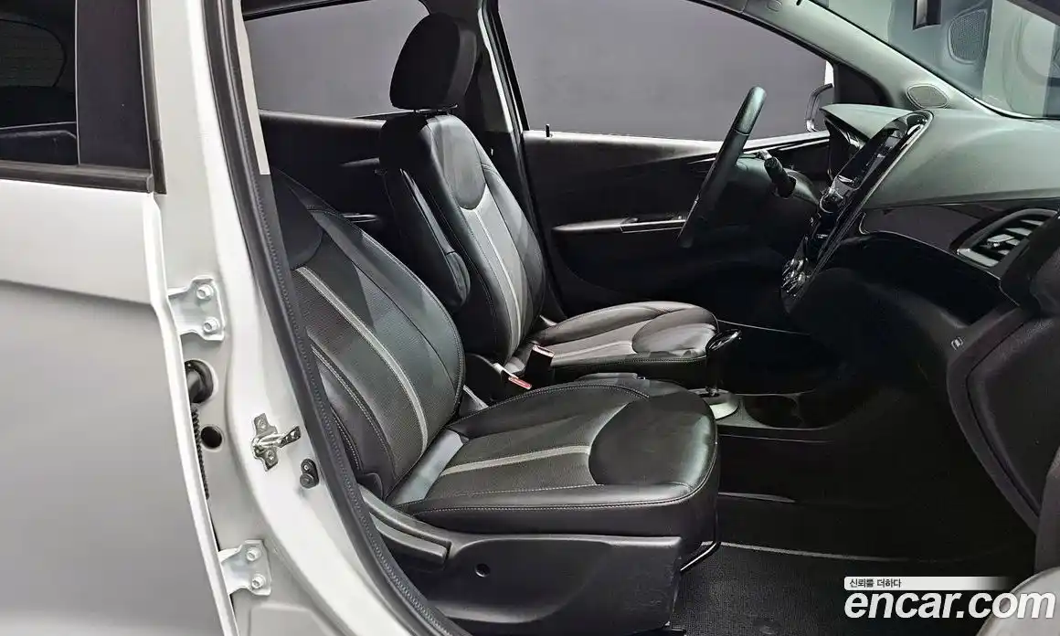 Chevrolet Spark 2021 1.0 гидро в Москве, фото 16
