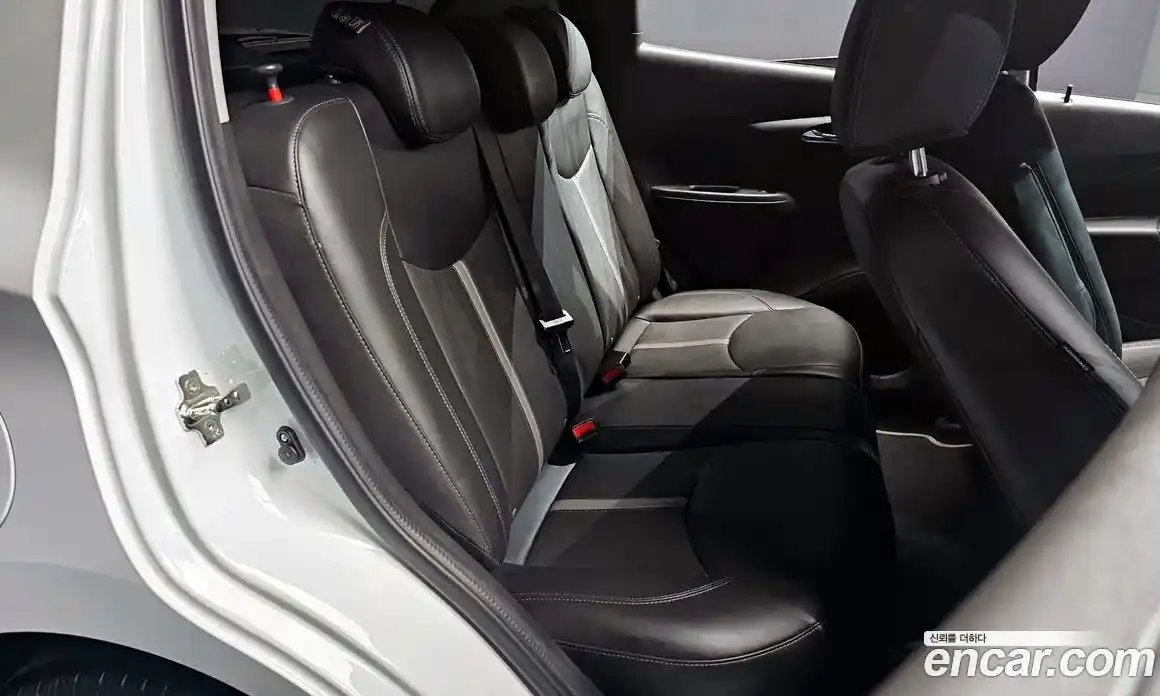 Chevrolet Spark 2021 1.0 гидро в Москве, фото 17