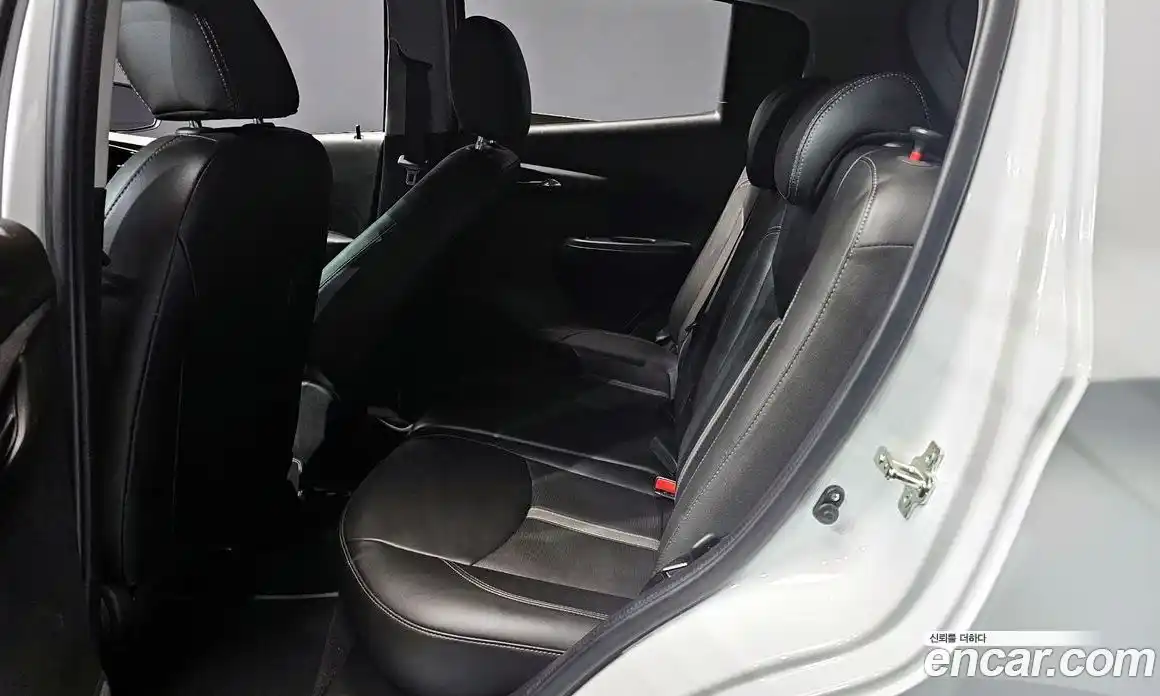 Chevrolet Spark 2021 1.0 гидро в Москве, фото 18