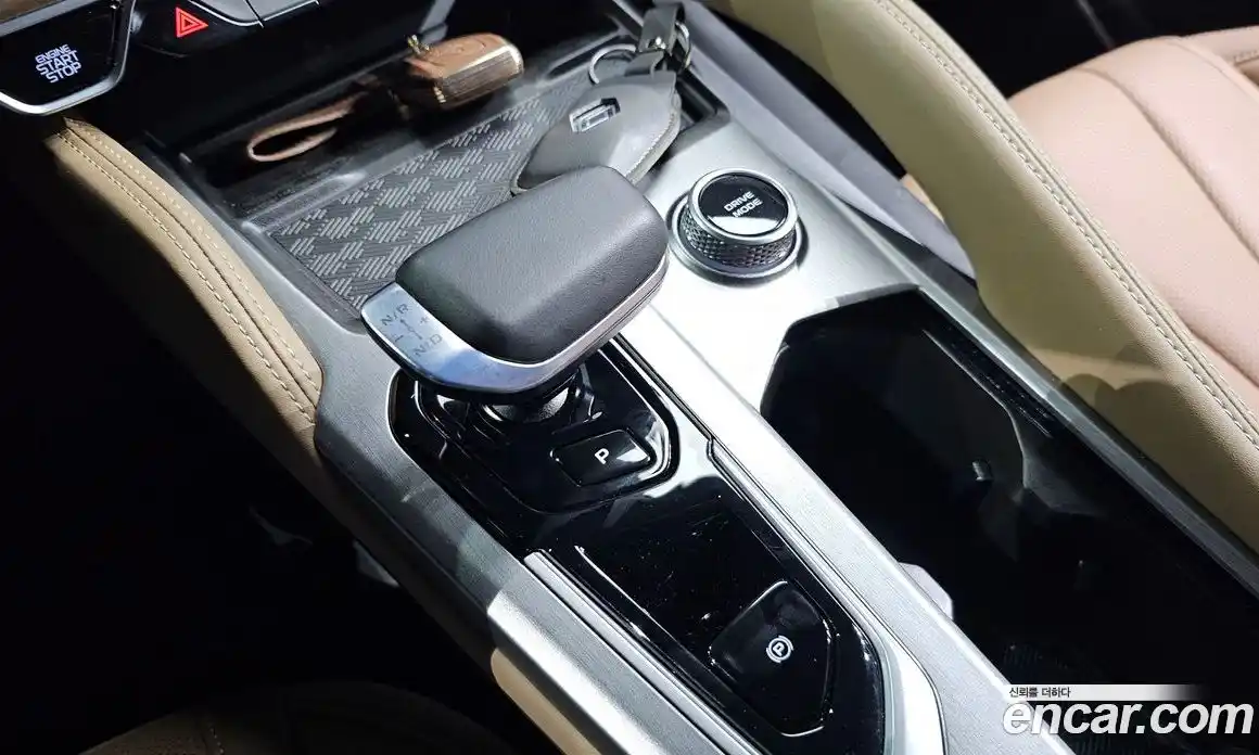Renault Grand Koleos 2025 1.5 гидро в Москве № 1615080, фото 12