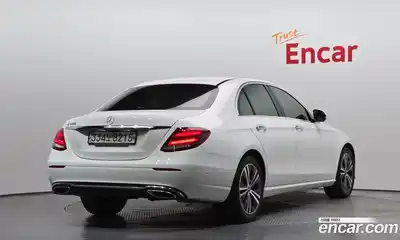 Mercedes-Benz E-Class 2020 2.0 гидро в Москве № 1617468, миниатюра 2