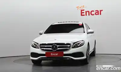 Mercedes-Benz E-Class 2020 2.0 гидро в Москве № 1617468, миниатюра 3