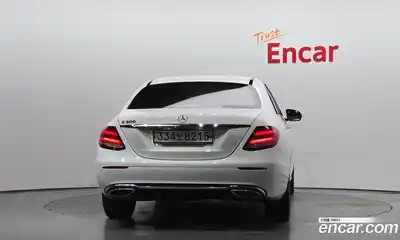 Mercedes-Benz E-Class 2020 2.0 гидро в Москве № 1617468, миниатюра 4